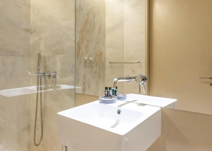 Guestready - Time Out 106 *